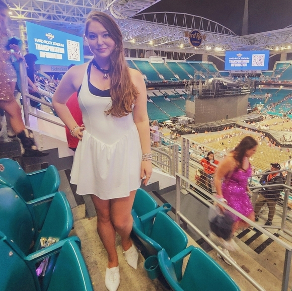 Halara TTPD Inspired Corset  Flowy Pickleball Active Dress L - Picture 1 of 6